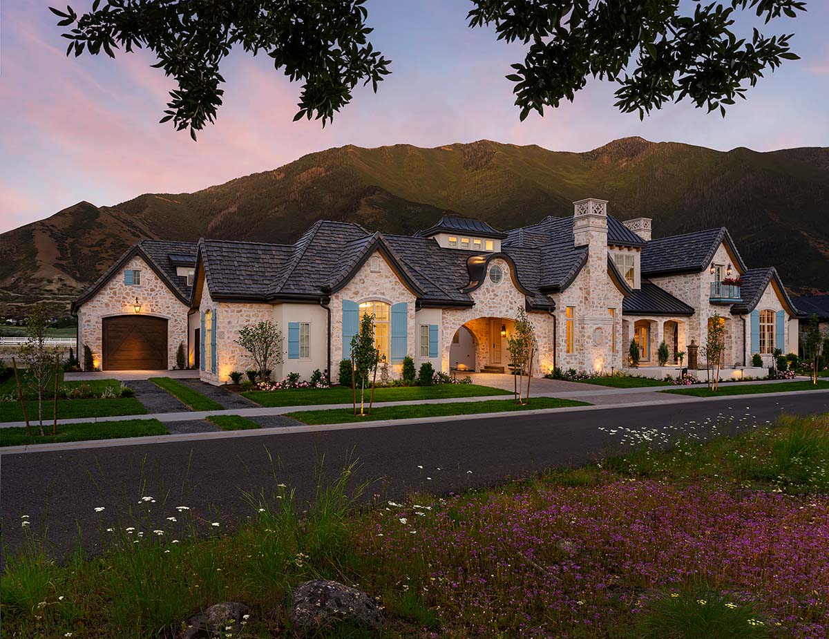 House Tour: Fun House in Mapleton, Utah