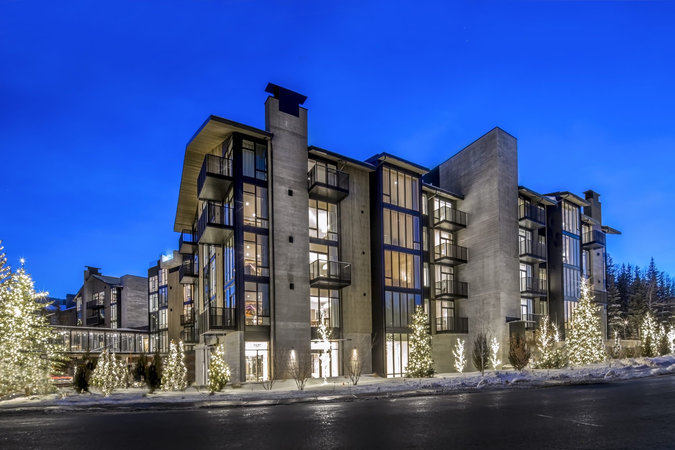 Photo Friday: Glittering Luxury at Goldener Hirsch Inn