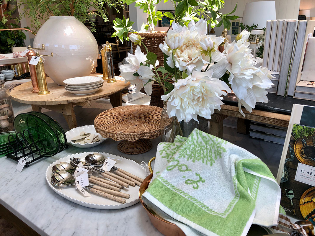 Forever Summer: Soft, Breezy Styling Ideas for Your Rooms