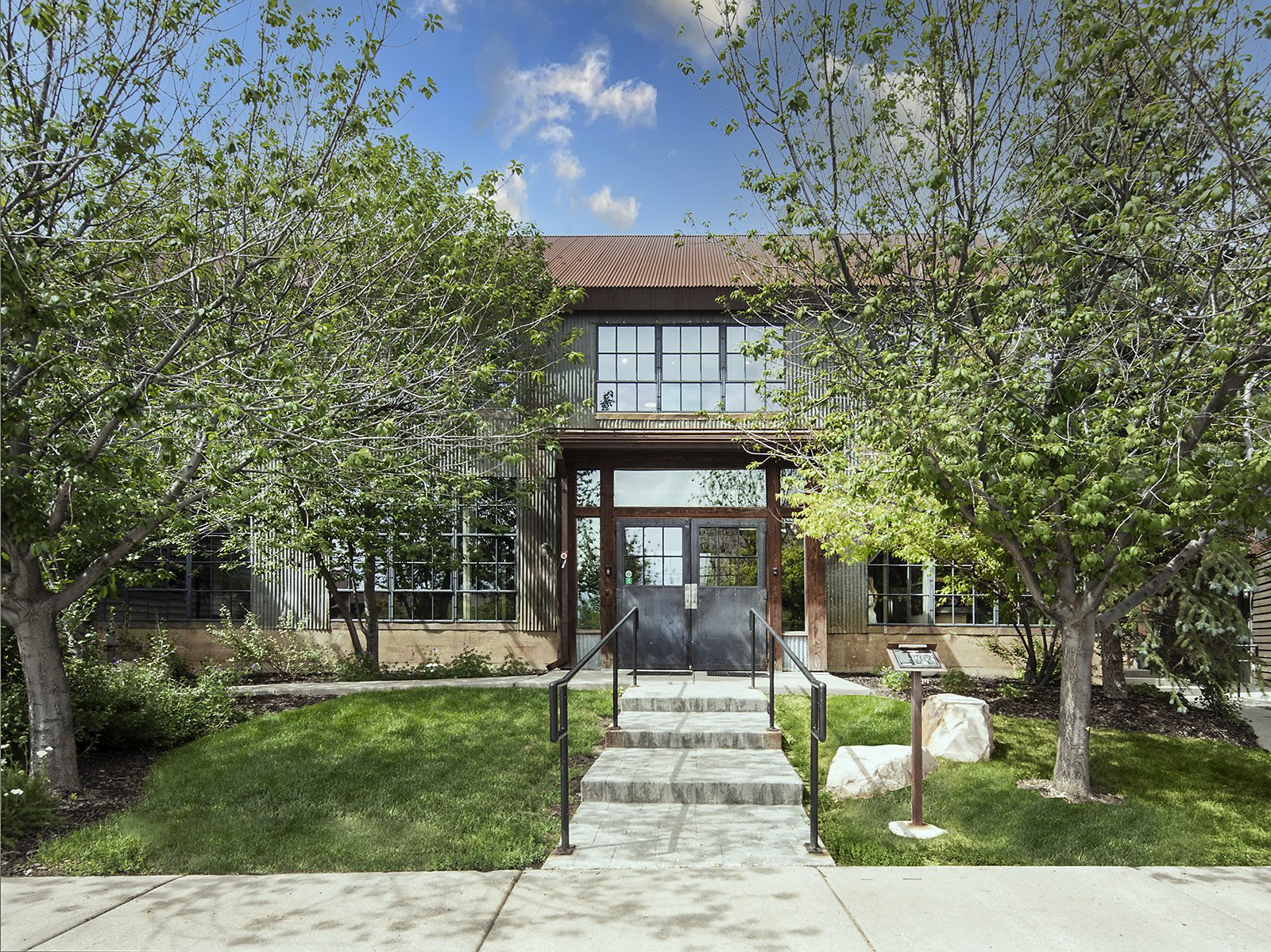 Photo Friday: Old Serves New