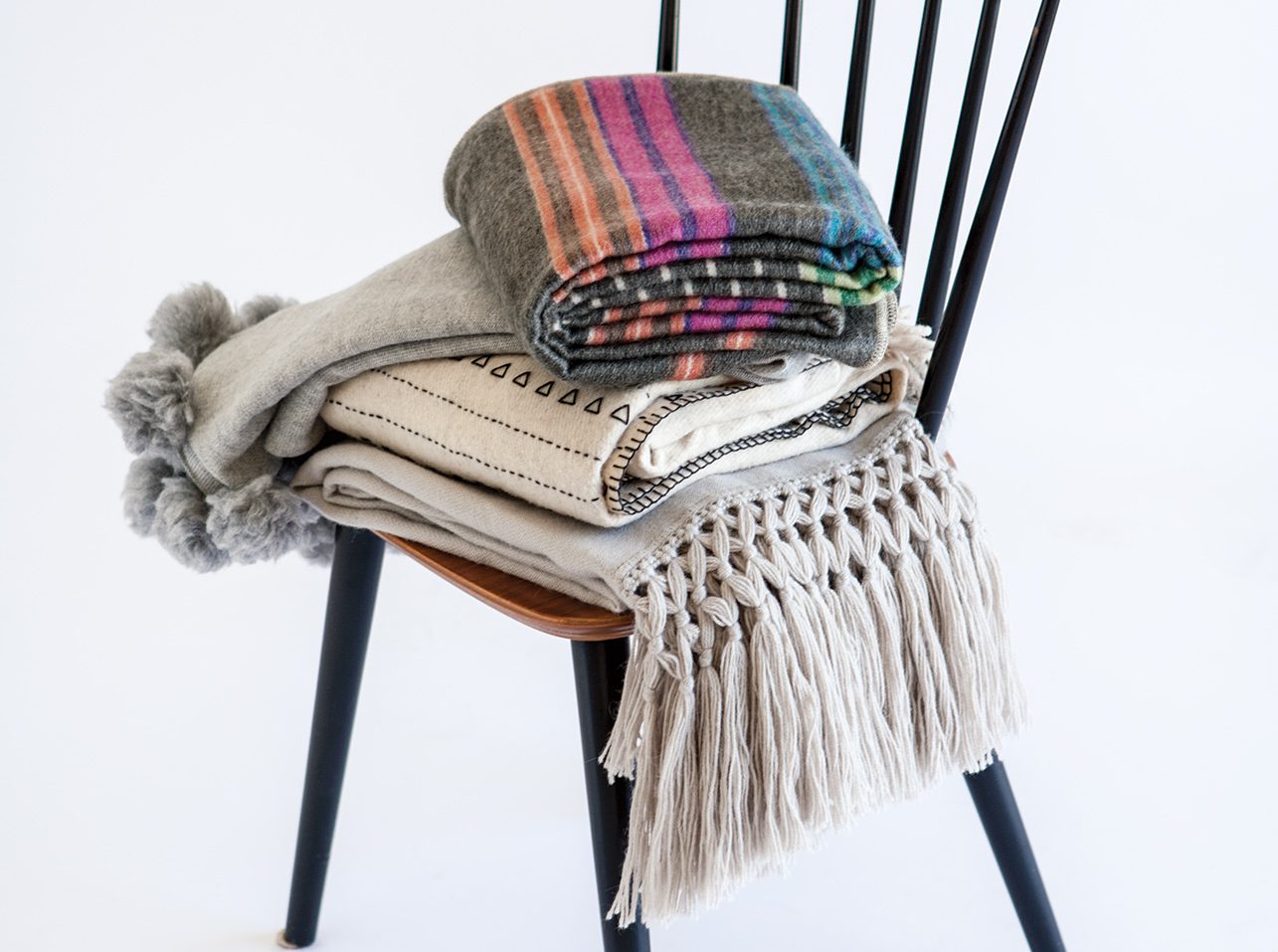 Warm Up with Chic Alpaca Throw Blankets
