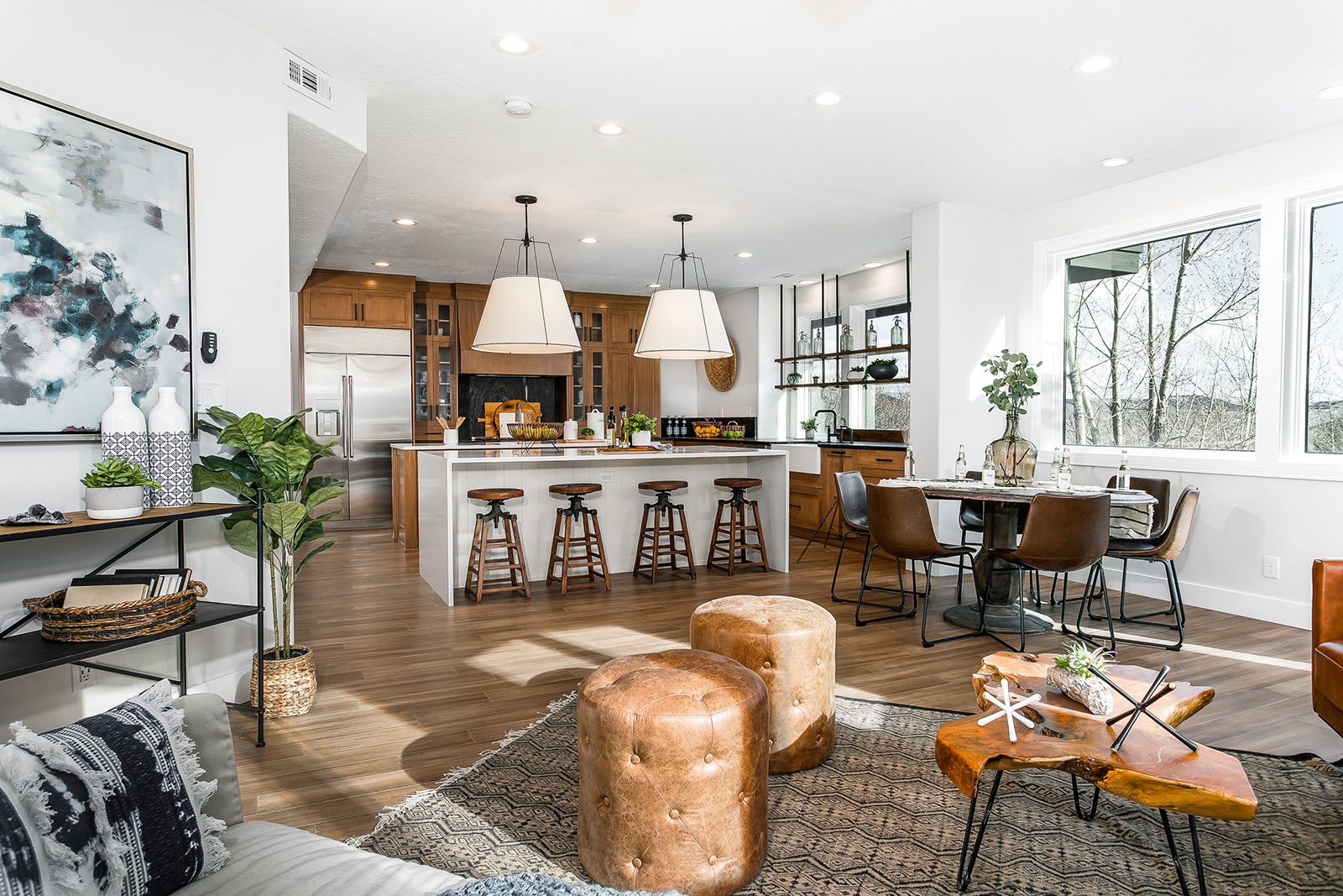 Before and After: A Reimagined Mountain Retreat