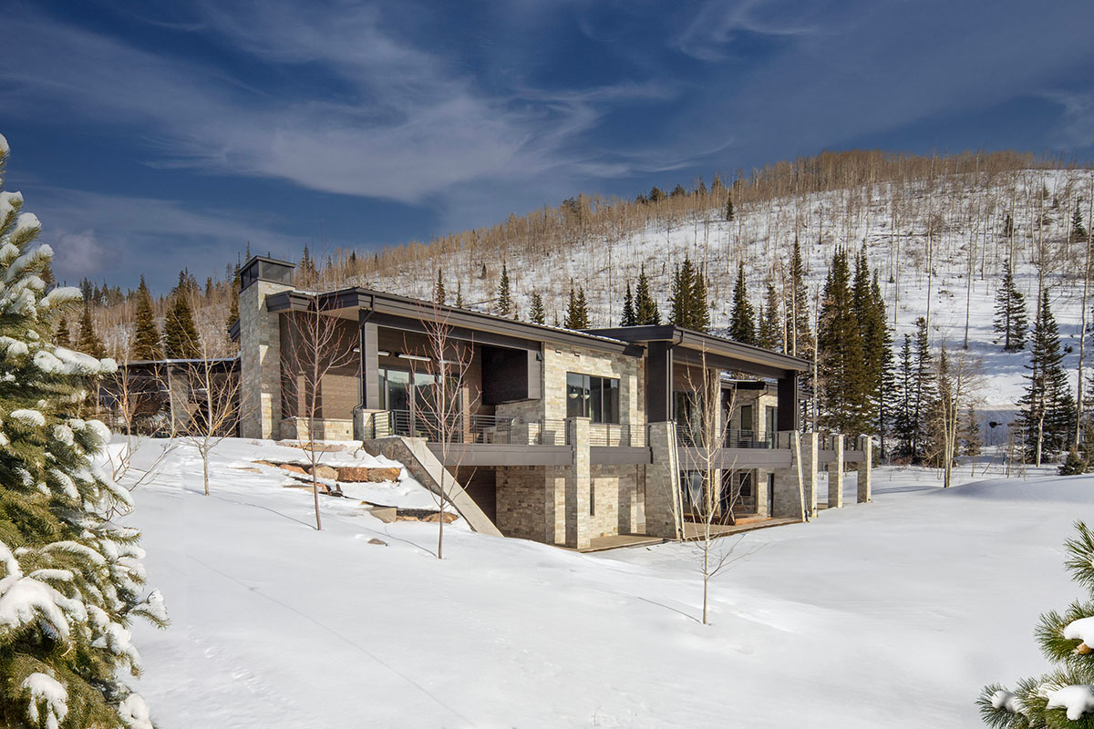 Photo Friday: New Colony Home in White Pine Canyon