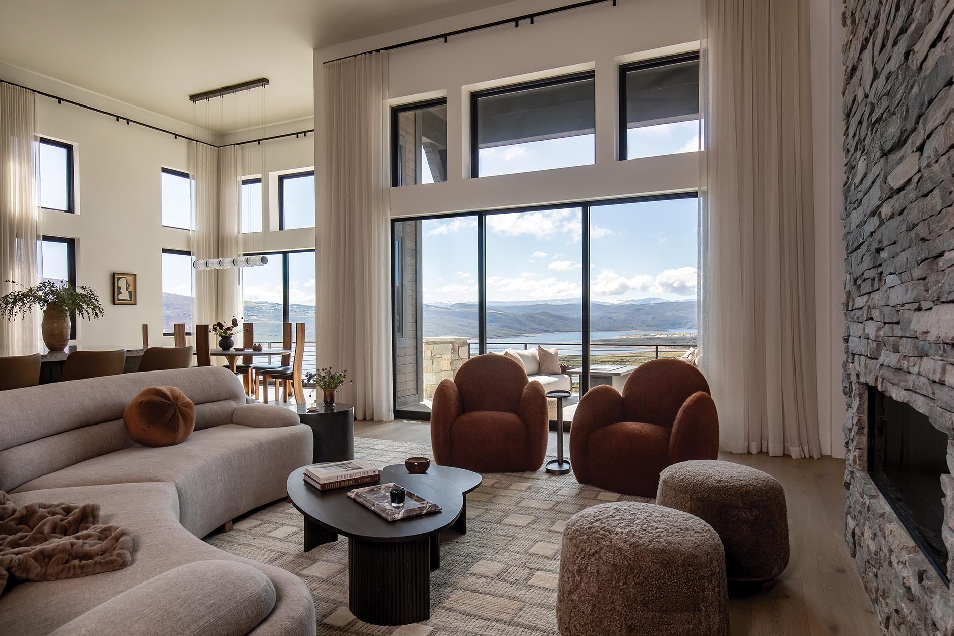 Faces of Design + Build : Jana Robertson – Roberts & Lamb